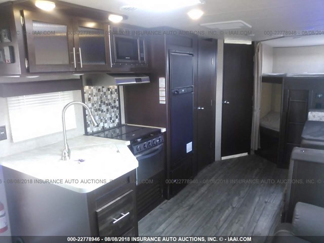 4X4TCKB28HK042327 - 2017 FOREST RIVER OTHER  棕色 照片 10