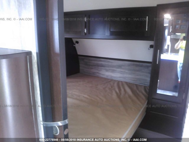 4X4TCKB28HK042327 - 2017 FOREST RIVER OTHER  棕色 照片 5