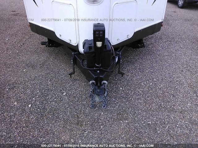 4X4TRLF29F1862532 - 2016 FOREST RIVER ROCKWOOD WINDJAMMER  Սպիտակ լուսանկար 10