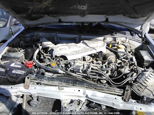 JN8DR09Y22W707105 - 2002 NISSAN PATHFINDER LE/SE SILVER photo 10