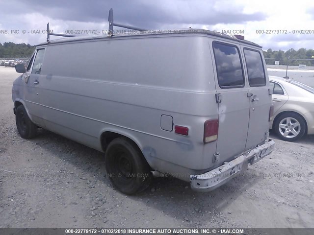 1GCEG25H9SF245665 - 1995 CHEVROLET G20 GRAY photo 3