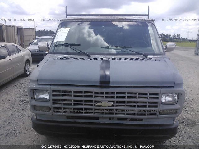 1GCEG25H9SF245665 - 1995 CHEVROLET G20 GRAY photo 6