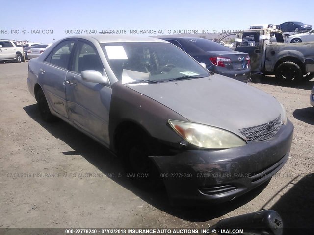 4T1BE32KX2U050342 - 2002 TOYOTA CAMRY LE/XLE/SE Gümüş foto 1