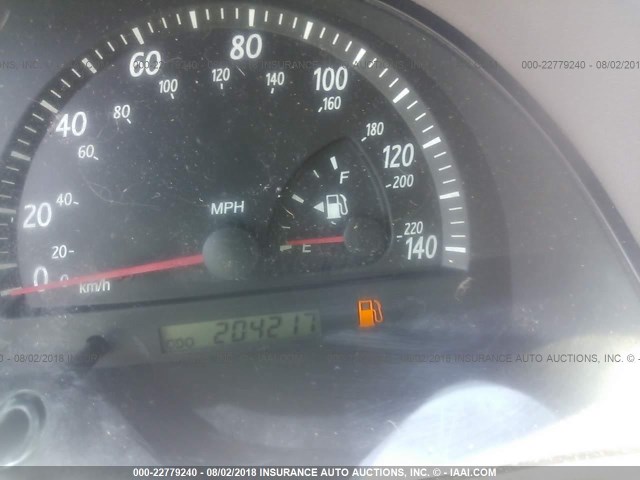 4T1BE32KX2U050342 - 2002 TOYOTA CAMRY LE/XLE/SE Gümüş foto 7