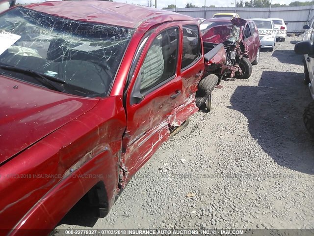 5TFLU4ENXBX007934 - 2011 TOYOTA TACOMA DOUBLE CAB 红色 照片 6