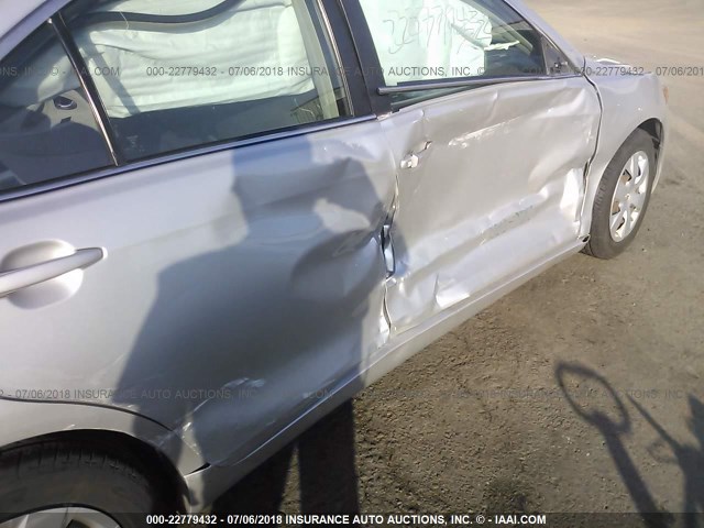 4T1BE46K19U305941 - 2009 TOYOTA CAMRY SE/LE/XLE ვერცხლისფერი ფოტო 6