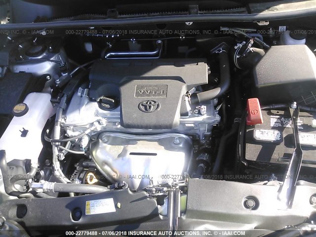 2T3RFREV3JW777624 - 2018 TOYOTA RAV4 ADVENTURE/XLE SILVER photo 10