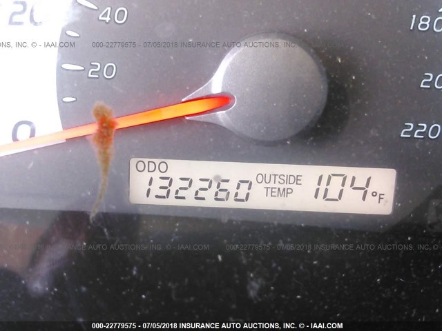 4T1BF3EK3BU726929 - 2011 TOYOTA CAMRY SE/LE/XLE WHITE photo 7