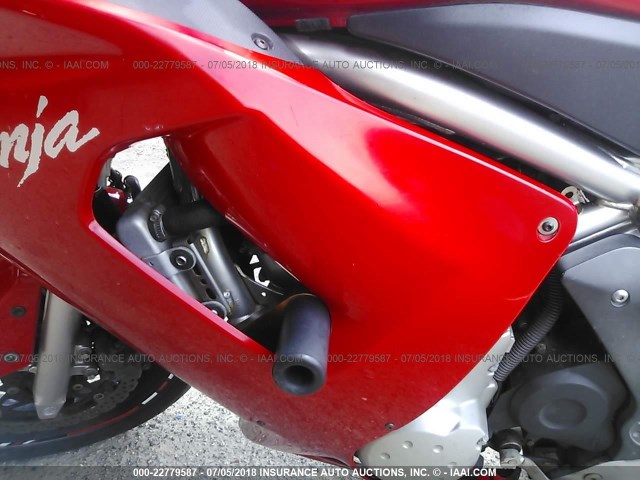 JKAEXEA177A019780 - 2007 KAWASAKI EX650 A RED photo 9