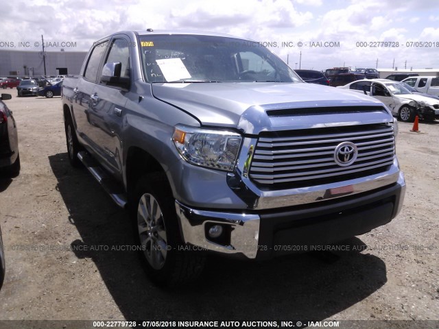 5TFHW5F12EX390340 - 2014 TOYOTA TUNDRA CREWMAX LIMITED SILVER photo 1