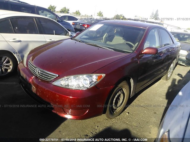 4T1BE32K25U014021 - 2005 TOYOTA CAMRY LE/XLE/SE 栗色 照片 2