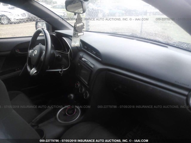 JTKJF5C77C3042301 - 2012 TOYOTA SCION TC 黑色 照片 5