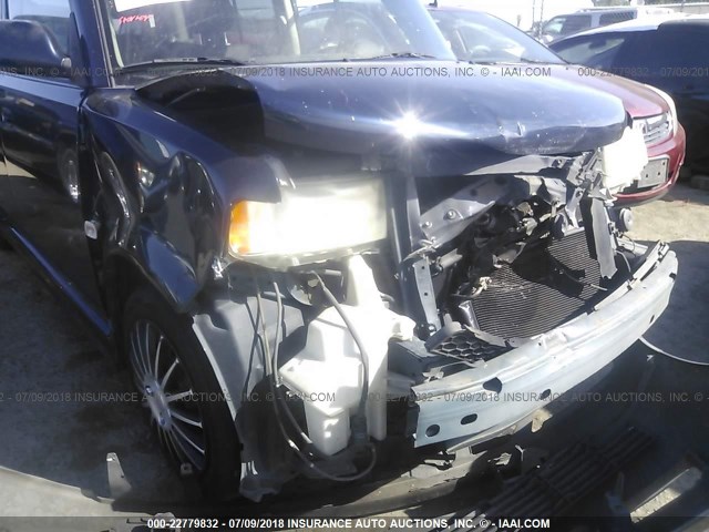 JTLKT324850201609 - 2005 TOYOTA SCION XB BLUE photo 6