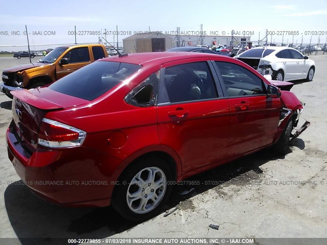 1FAHP35N08W287973 - 2008 FORD FOCUS SE/SEL/SES RED photo 4