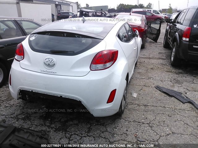 KMHTC6AD6GU303114 - 2016 HYUNDAI VELOSTER WHITE photo 4