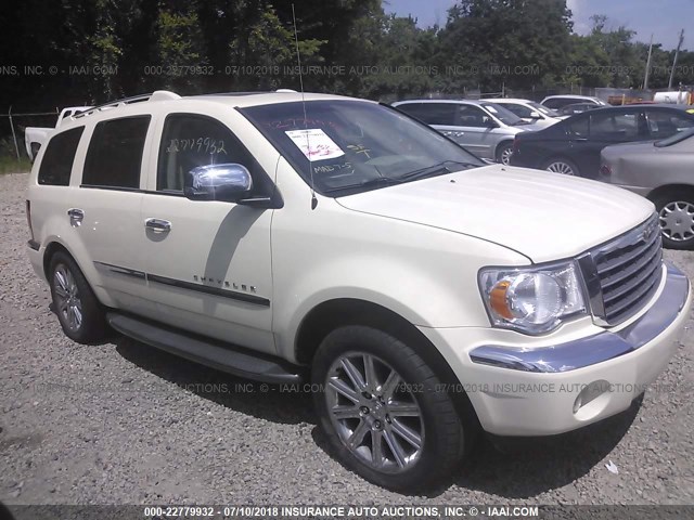 1A8HW58257F580740 - 2007 CHRYSLER ASPEN LIMITED WHITE photo 1