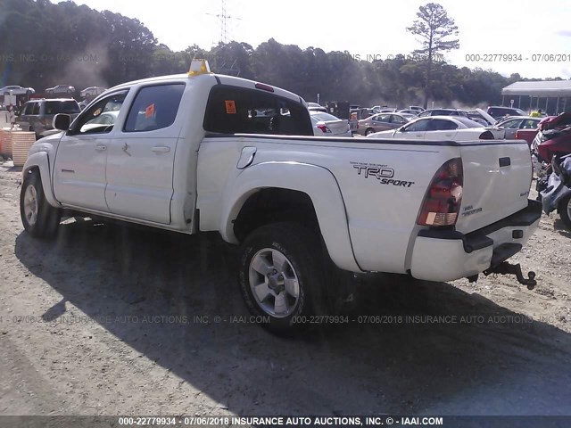 5TEMU52NX7Z332517 - 2007 TOYOTA TACOMA DOUBLE CAB LONG BED WHITE photo 3