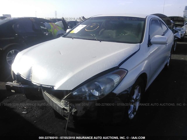 4T1CE38PX5U958009 - 2005 TOYOTA CAMRY SOLARA SE/SLE თეთრი ფოტო 2