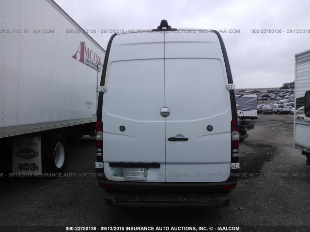 WDYPE7CC4D5809447 - 2013 FREIGHTLINER Sprinter 2500 WHITE photo 8