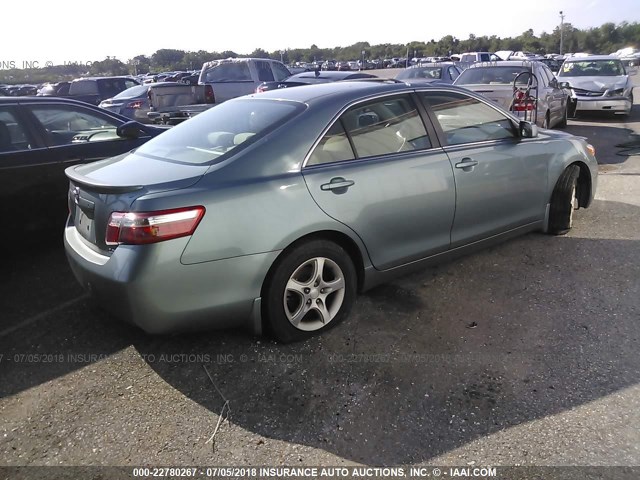 4T4BE46K98R012020 - 2008 TOYOTA CAMRY CE/LE/XLE/SE Light Blue photo 4