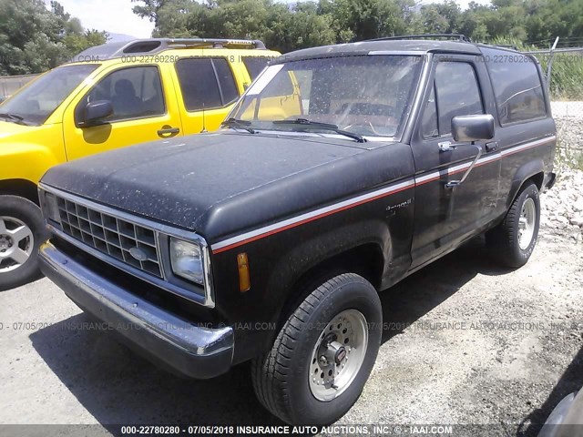 1FMCU14TXJUE23041 - 1988 FORD BRONCO II BLACK photo 2