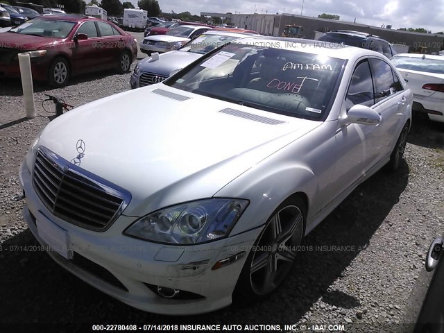 WDDNG86X89A246554 - 2009 MERCEDES-BENZ S 550 4MATIC WHITE photo 2