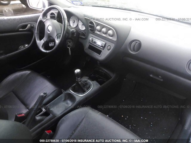 JH4DC53052C036817 - 2002 ACURA RSX TYPE-S SILVER photo 5