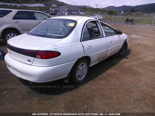 3FAFP13P61R126388 - 2001 FORD ESCORT WHITE photo 4