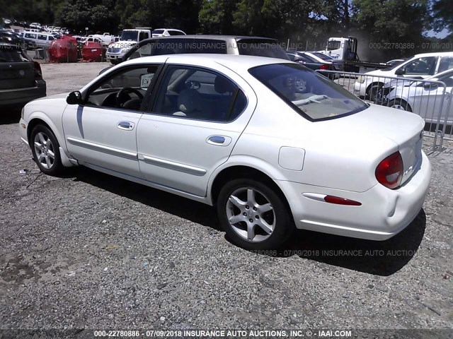 JN1CA31DXYT729505 - 2000 NISSAN MAXIMA GLE/GXE/SE WHITE photo 3