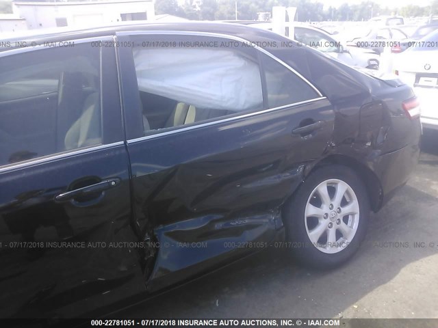 4T1BF3EK6BU671456 - 2011 TOYOTA CAMRY SE/LE/XLE BLACK photo 6