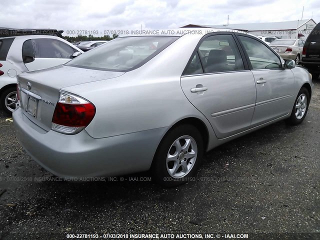 4T1BE30K96U679485 - 2006 TOYOTA CAMRY LE/XLE/SE 银色 照片 4