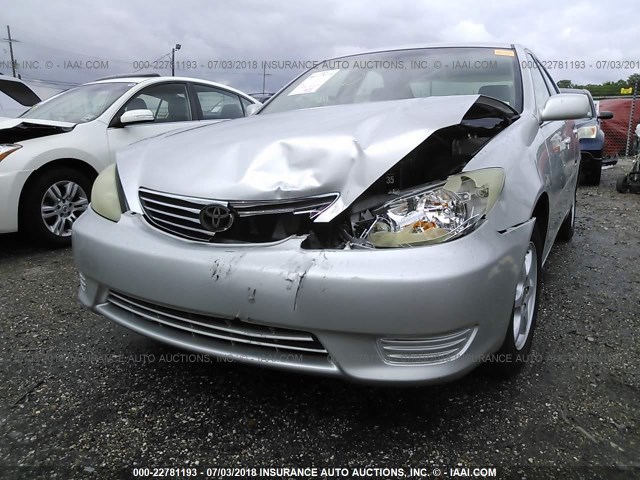 4T1BE30K96U679485 - 2006 TOYOTA CAMRY LE/XLE/SE 银色 照片 6