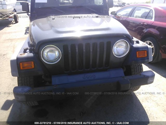 1J4FA49S61P302057 - 2001 JEEP WRANGLER / TJ SPORT BLACK photo 6