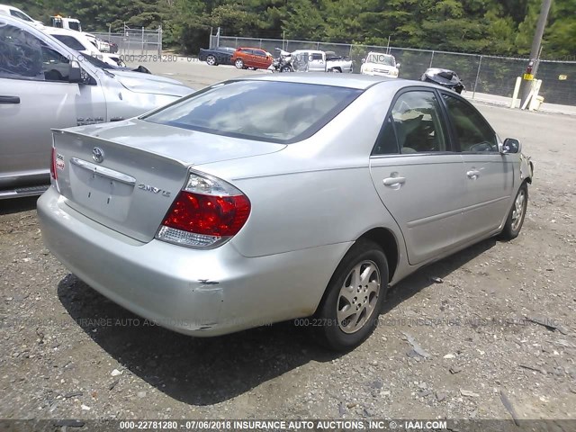4T1BE32K55U596356 - 2005 TOYOTA CAMRY LE/XLE/SE Сұр фото 4