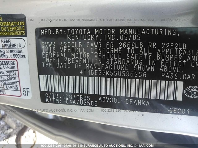 4T1BE32K55U596356 - 2005 TOYOTA CAMRY LE/XLE/SE Сұр фото 9