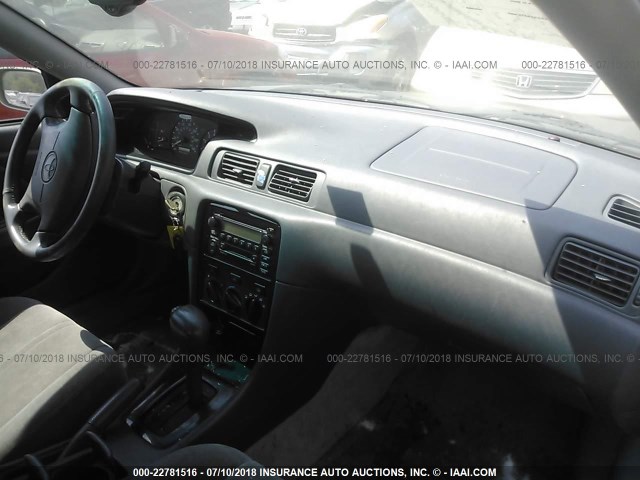 JT2BG22K210550356 - 2001 TOYOTA CAMRY CE/LE/XLE 灰色 照片 5
