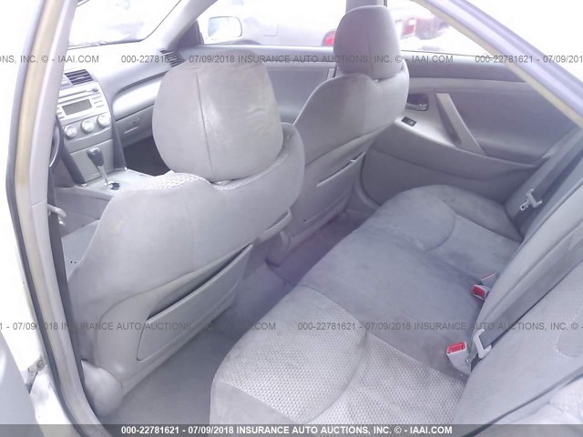 4T1BF3EK7BU635050 - 2011 TOYOTA CAMRY SE/LE/XLE WHITE photo 8