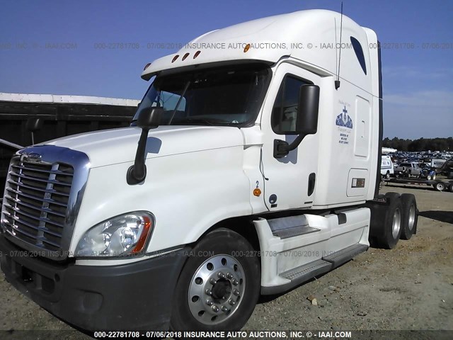 1FUJGLDR3CSBH1772 - 2012 FREIGHTLINER CASCADIA 125  Unknown photo 2