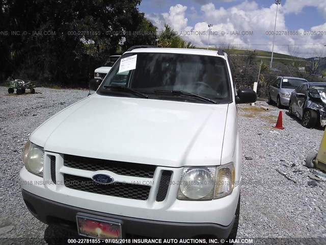 1FMZU77E41UC63359 - 2001 FORD EXPLORER SPORT TR  WHITE photo 6