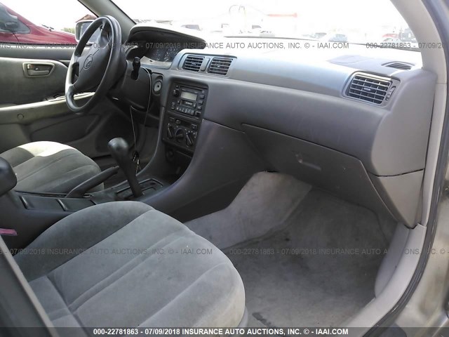 4T1BG22K9XU573038 - 1999 TOYOTA CAMRY CE/LE/XLE Pewter photo 5