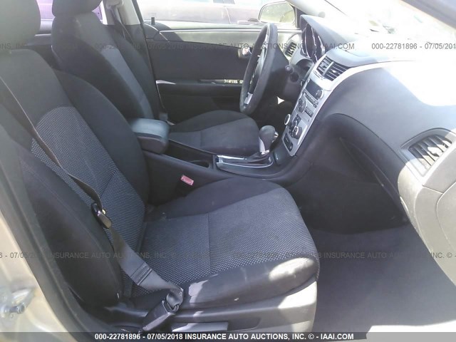 1G1ZC5E14BF147928 - 2011 CHEVROLET MALIBU 1LT 金色 照片 5