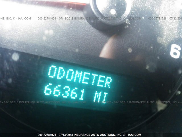 1GCEC14X57Z641662 - 2007 CHEVROLET SILVERADO C1500 CLASSIC WHITE photo 7