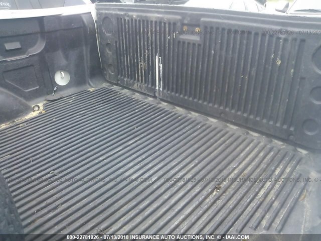 1GCEC14X57Z641662 - 2007 CHEVROLET SILVERADO C1500 CLASSIC WHITE photo 8