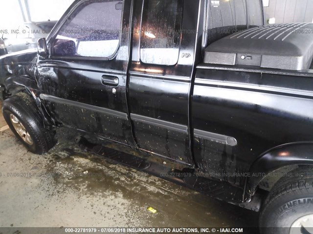 1N6ED26TXYC308467 - 2000 NISSAN FRONTIER KING CAB XE/KING CAB SE BLACK photo 6