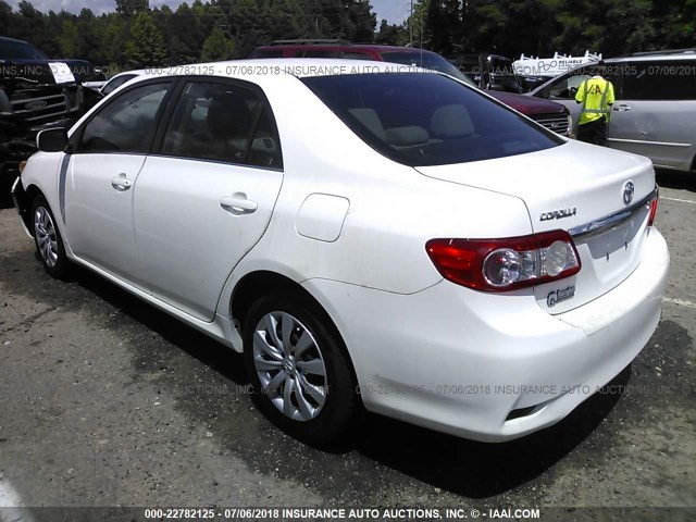 2T1BU4EE5DC957793 - 2013 TOYOTA COROLLA S/LE WHITE photo 3