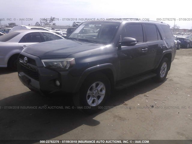 JTEZU5JR9F5103141 - 2015 TOYOTA 4RUNNER SR5/LIMITED GRAY photo 2