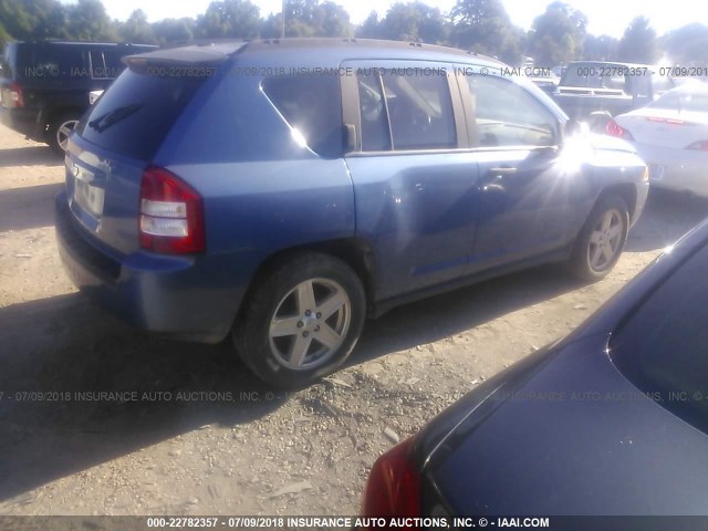 1J8FF47W87D142943 - 2007 JEEP COMPASS TURQUOISE photo 4