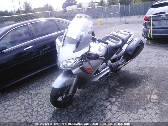 JH2SC51113M100424 - 2003 HONDA ST1300 SILVER photo 2