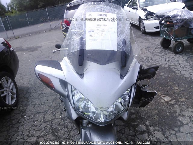 JH2SC51113M100424 - 2003 HONDA ST1300 SILVER photo 5