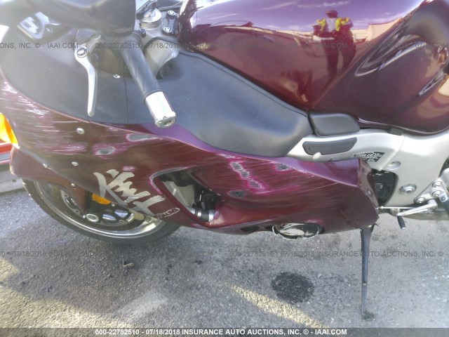 JS1GW71A832101769 - 2003 SUZUKI GSX1300 R BURGUNDY photo 9